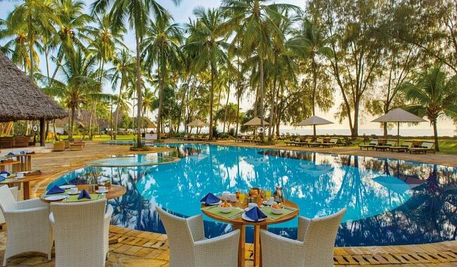 Bluebay Beach Resort & Spa 5*