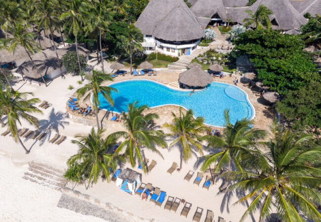 Karafuu Beach Resort & Spa 4*