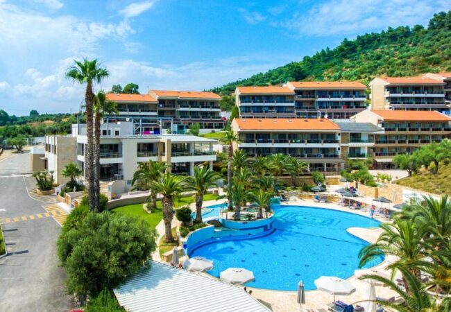 Lagomandra Hotel & Spa 4*